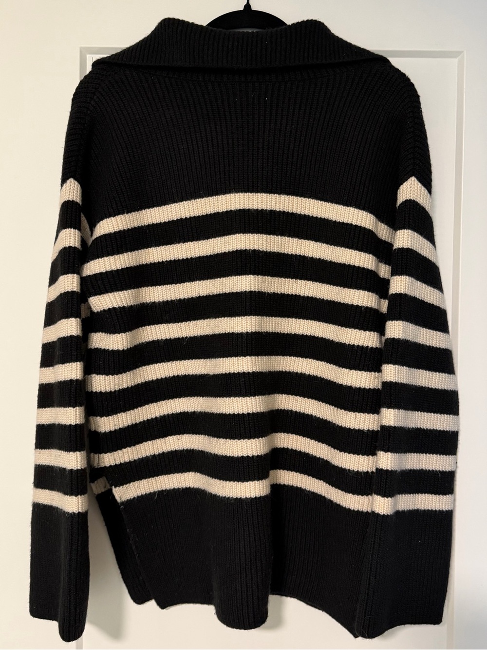 H&M Sweater - Picture 2 of 5